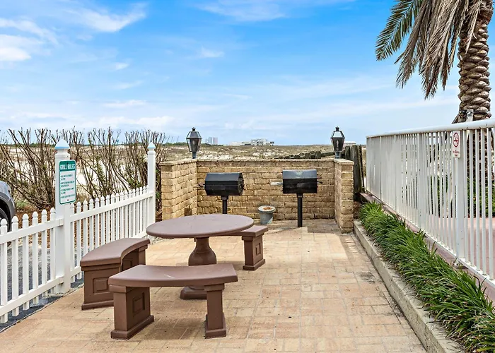 Royal Palms 603